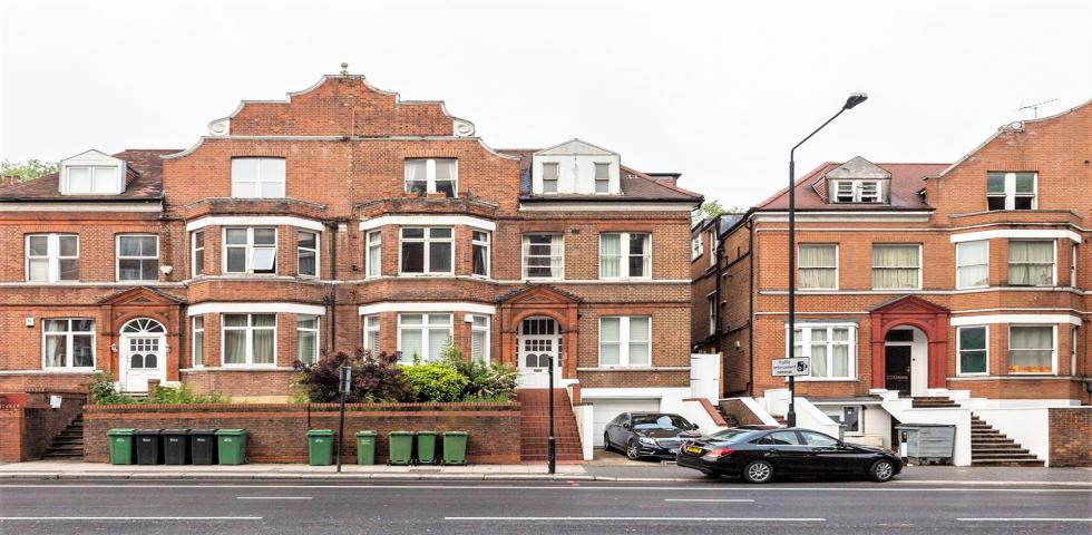 			Fantastic location, 1 Bedroom, 1 bath, 1 reception Flat			 Finchley Road, FINCHLEY ROAD